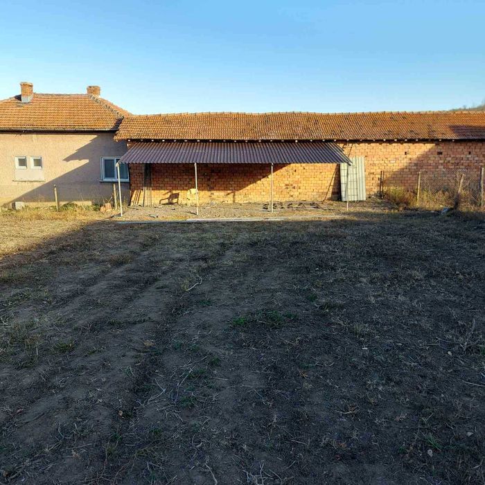 Едноетажна къща, с.Камбурово