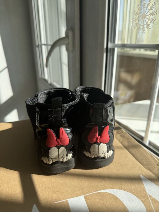 Ботинки zara 26 размер.