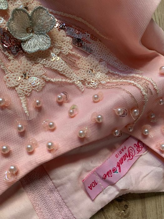 Рокля за повод; ръст 10А