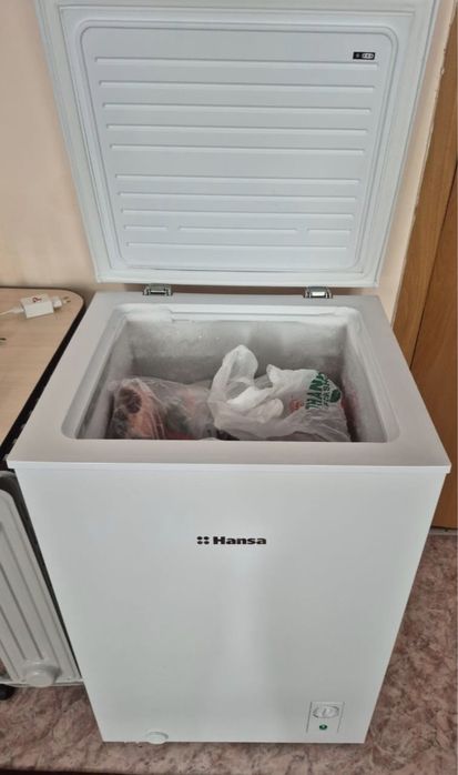 Продам морозильник ханса
