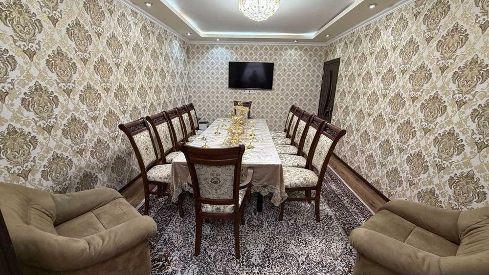Продаётся своя 4-комнатная переделанная на 5 комнат квартира 96,22 м²