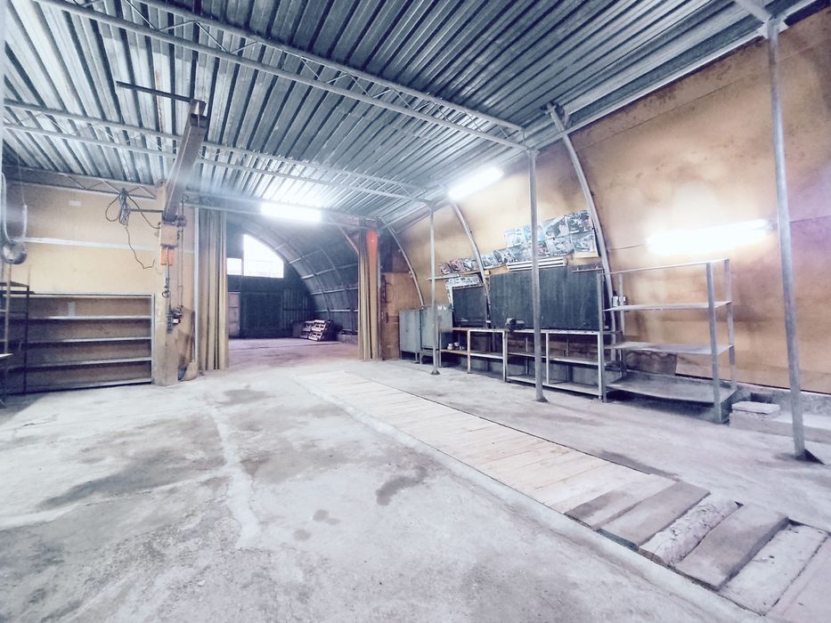 Дава се под наем Склад в Русе, Център - 250 кв.м за 350 € - Снимка #5