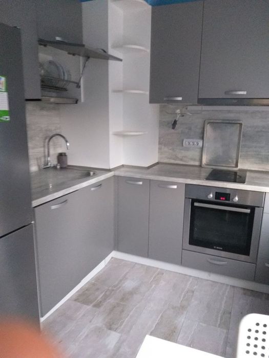 Дава се под наем Тристаен апартамент в София, Изток - 85 кв.м за 870 € - Снимка #1