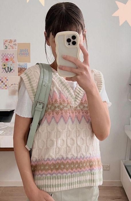 Плетен елек S/M пуловер без ръкави плътно плетиво топъл бежов розов ON