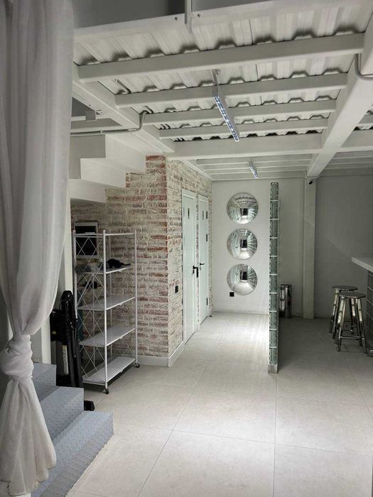 Продается нежилое помещение