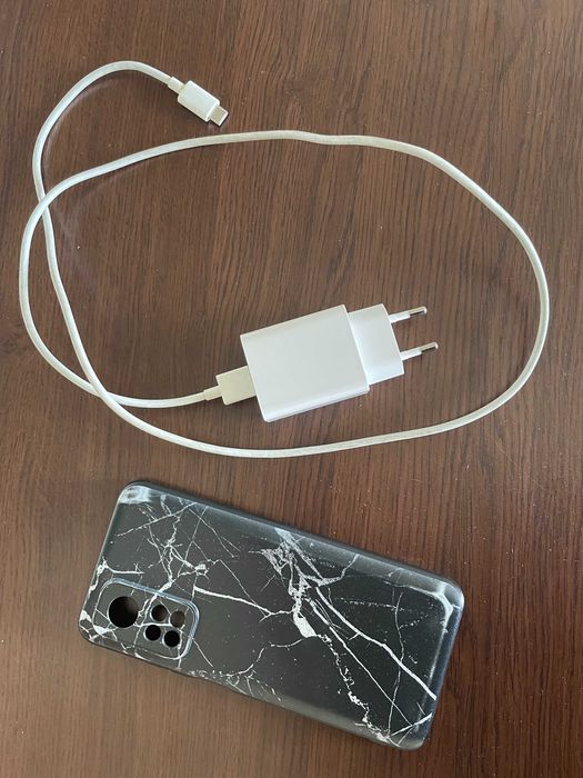 Xiaomi Mi 10T Pro 256 GB работещ нормално, пукнат гръб