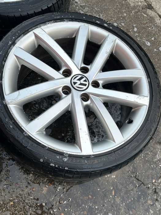 Vând jante aliaj originale VW R18