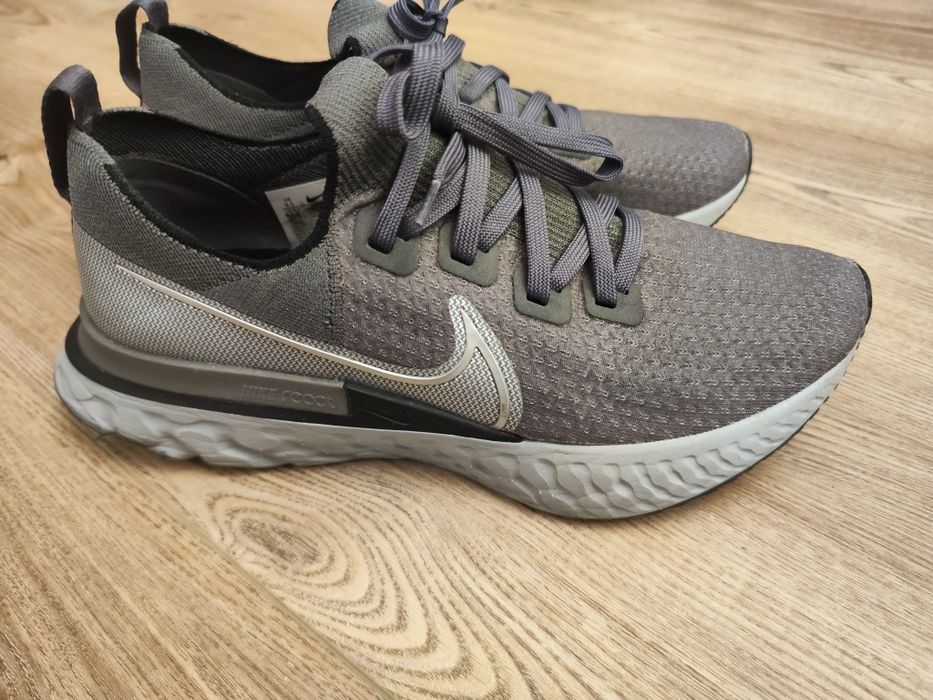 Pantofi de alergare Nike