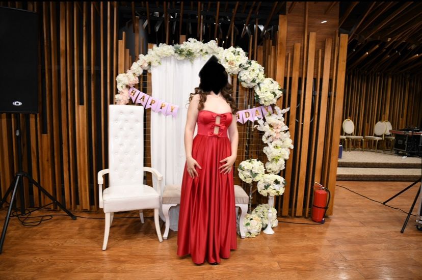 Rochie de ocazie in stare perfecta
