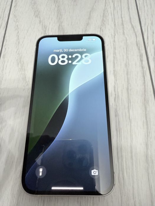 iPhone 13, White ,128GB , impecabil