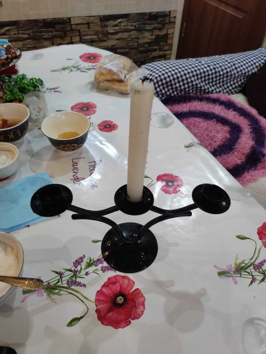 Подсвечник из металла стекла