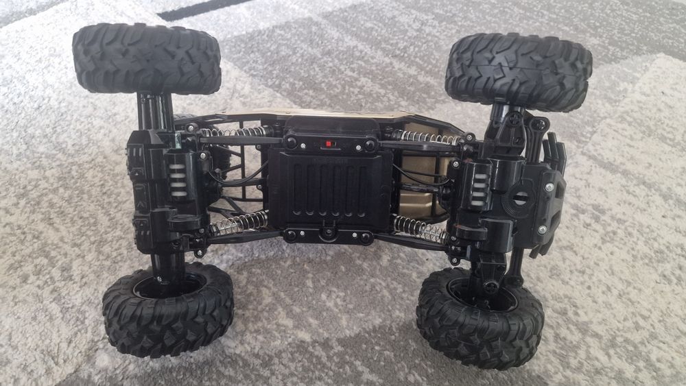 Радиоуправляем офроуд джип Rock Crawler 4x4 – комплект