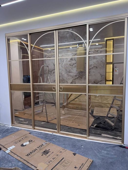 ДУШЕВАЯ КАБИНА ,перегородка,зеркало