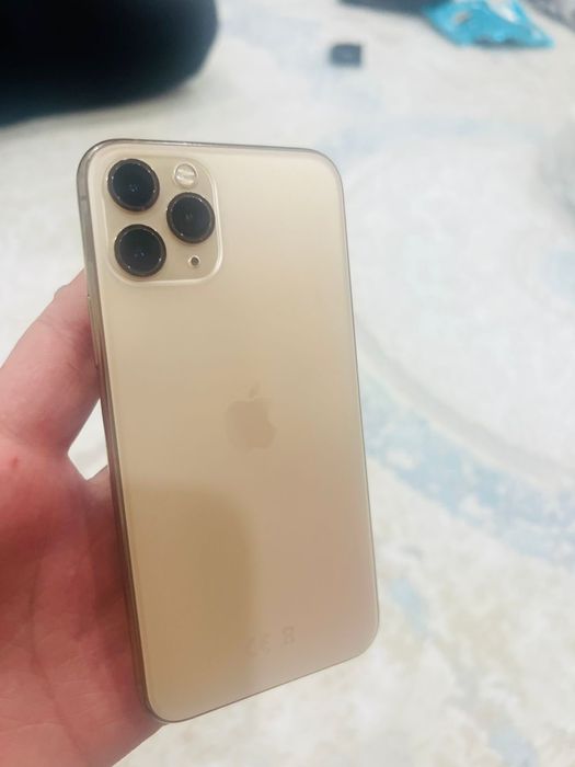 Iphone 11 pro gold