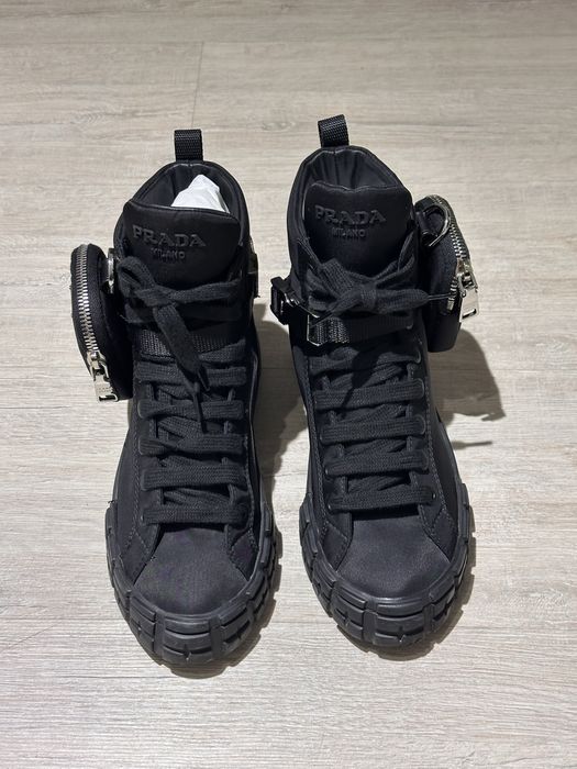 Текстильные кеды Prada