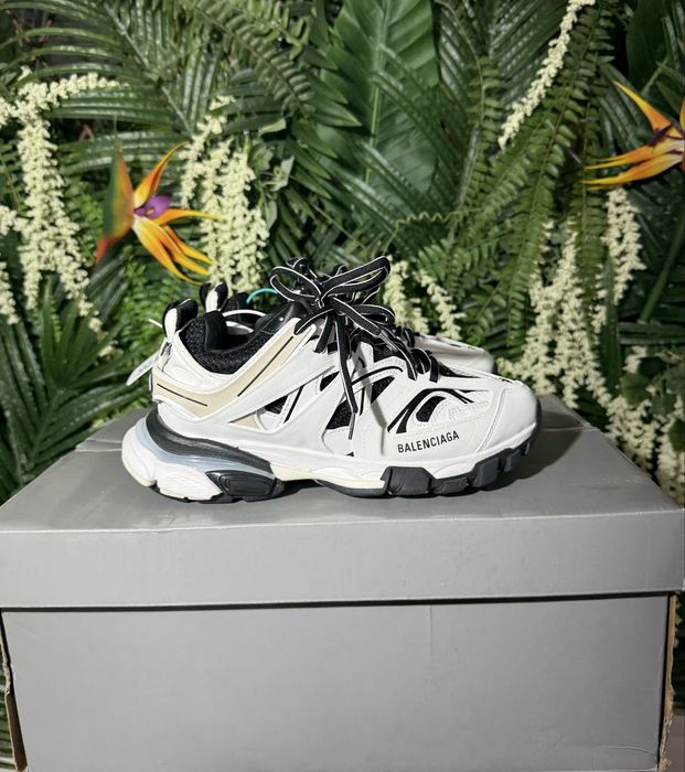 Balenciaga Track Black White