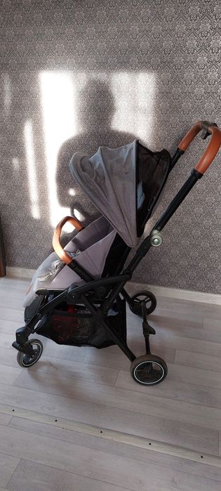 Детская коляска многофункциональная