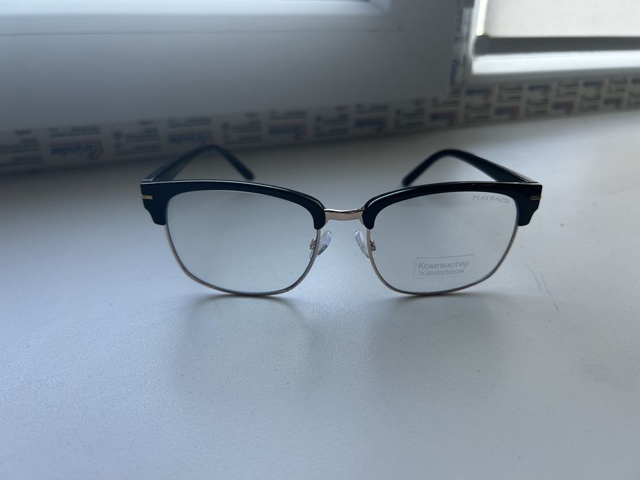 Очки хамелеон новый Maybach