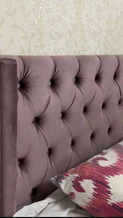 Кровать двухспальная