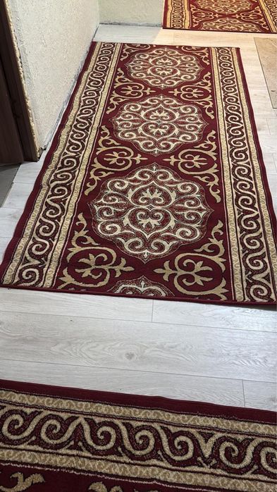 продам дорожки ковры