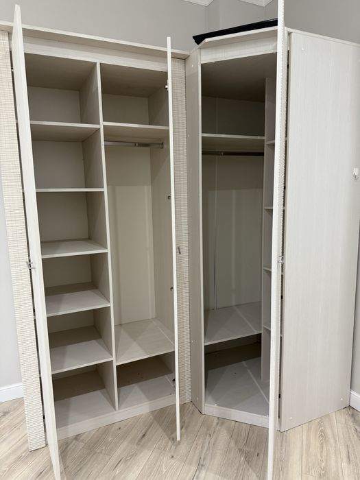 Продам угловой шкаф