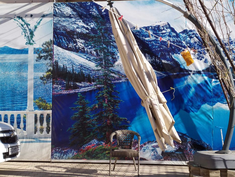 Продам б\у зонт уличный SUN на алюминиевом каркасе