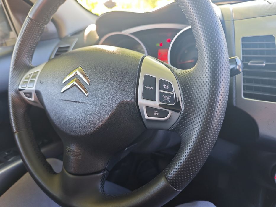 Citroen C-crosser 2.2 hdi