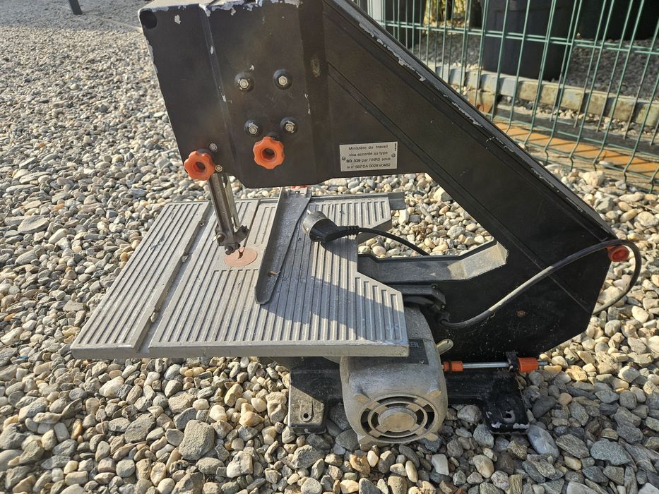 banzic vertical  black decker