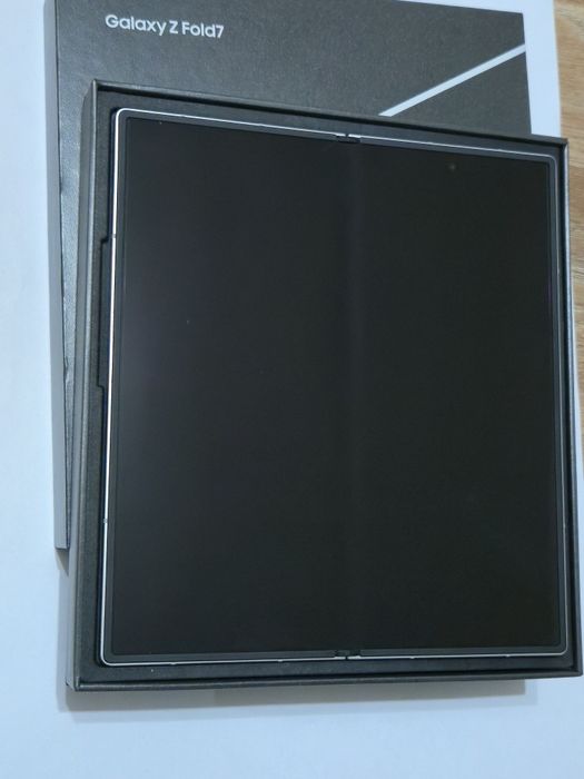 Vand/schimb Samsung Z Fold7 256gb