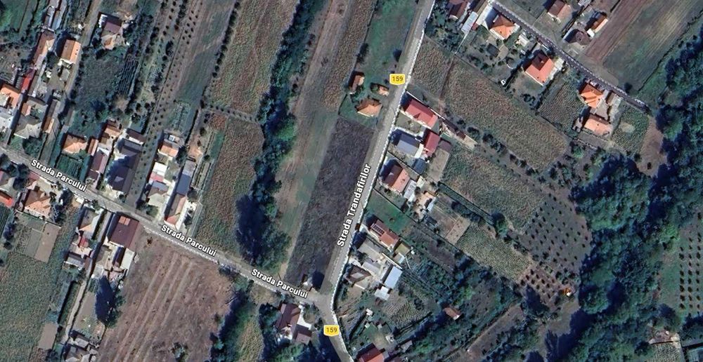 Teren de vanzare – Bunești, Vâlcea, Str. Trandafirilor colț cu Str. Parcului - intravilan 2.342 mp