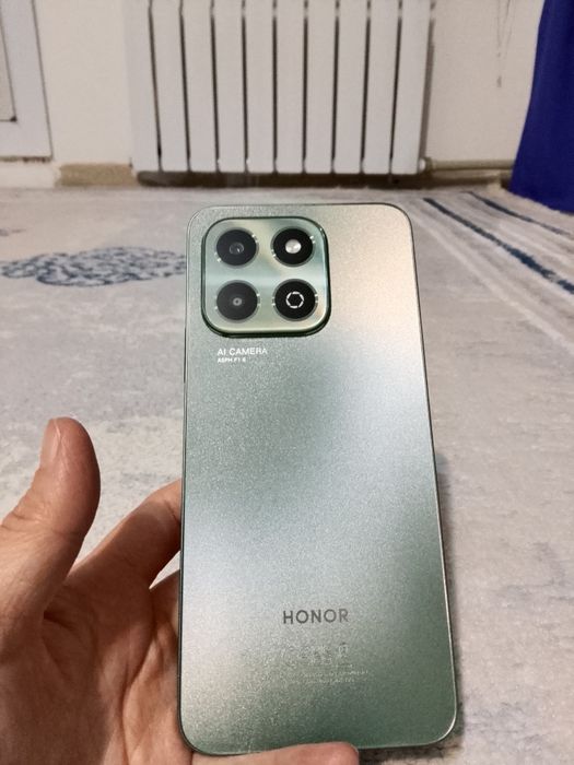 Хонор телефон сатылады