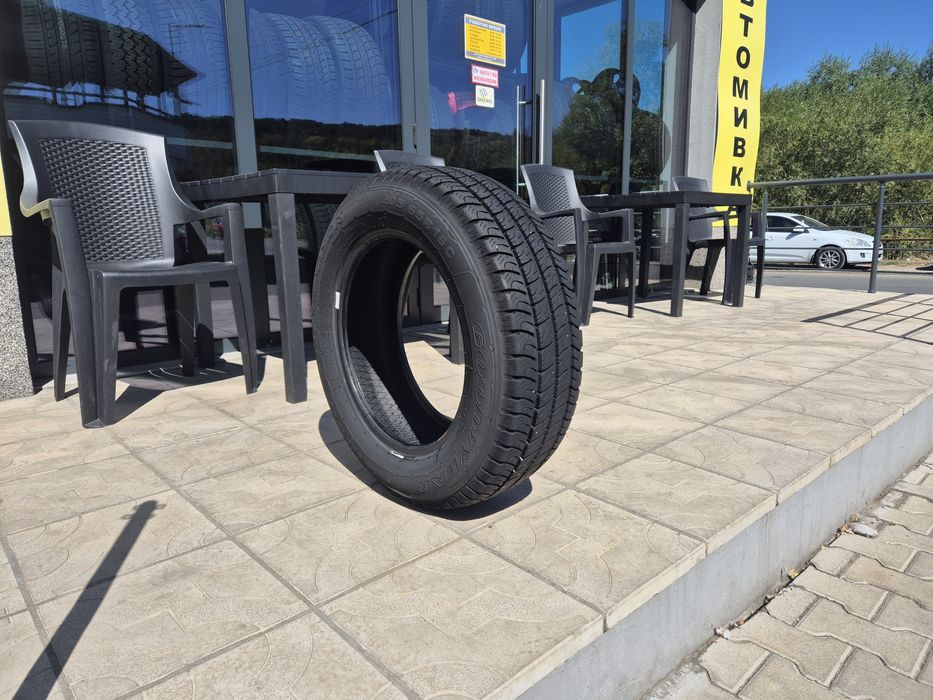 1бр. Лятна бусова гума 215/65/16C Goodyear