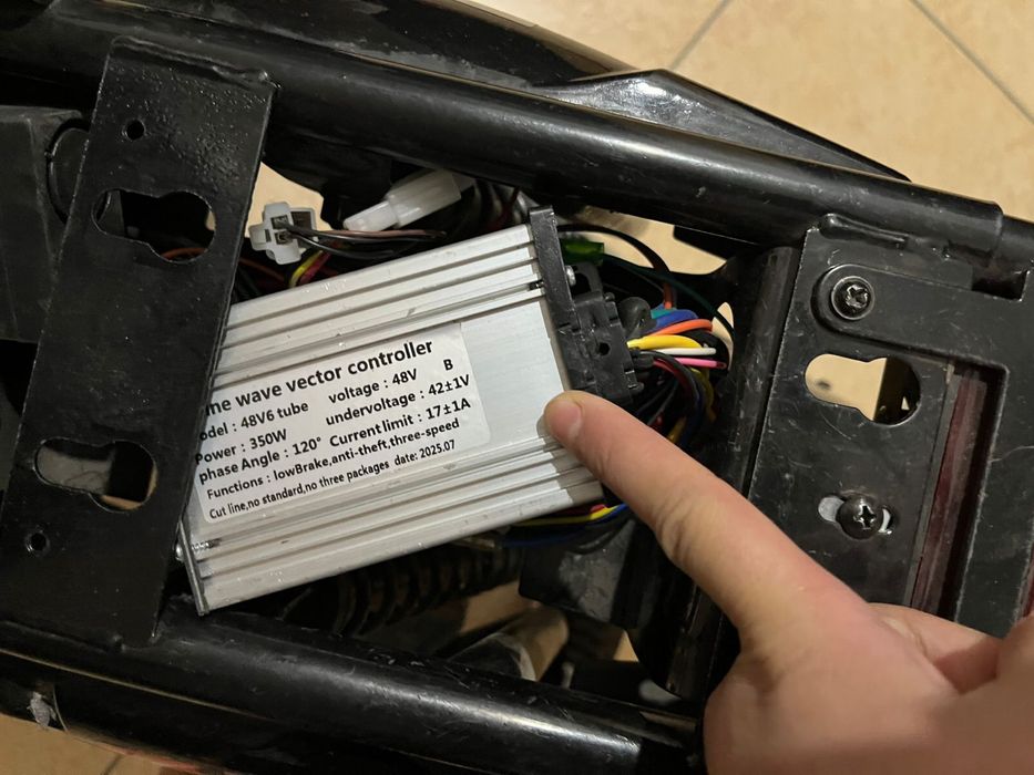 Электроскутер продаю