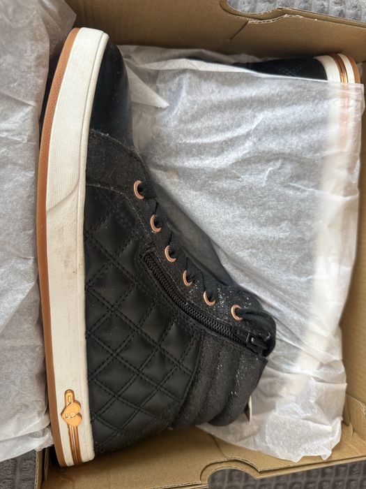 Маратонки Скечърс 37 номер