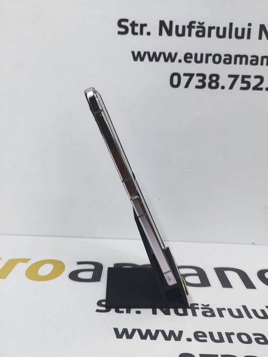 Telefon mobil Samsung Galaxy Z Flip5, 8GB RAM, 512GB, 5G -N-