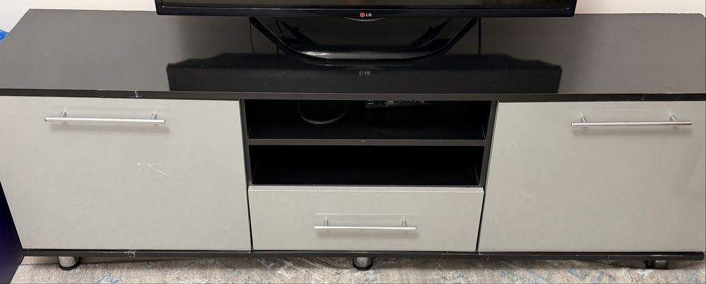 Телевизор LG 42LN570V-ZE