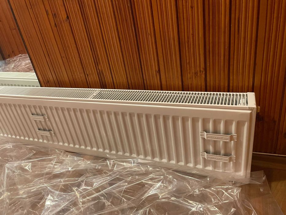 Стоманен радиатор В305mm/ Д1800mm