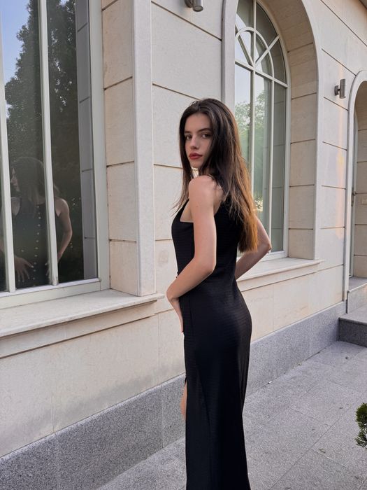 Дамска черна рокля