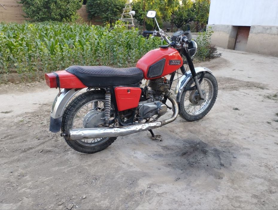 ИЖ Мотоцикллар сотилади