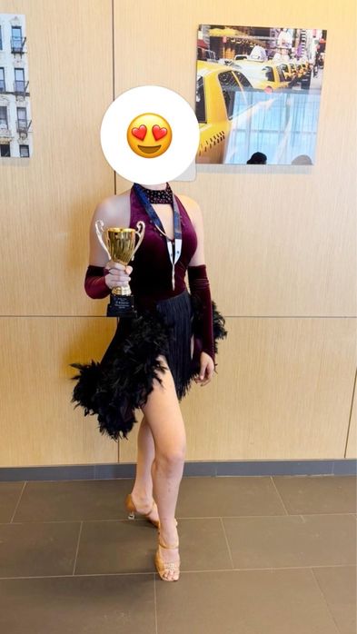 Продаю спортивно бальные платья