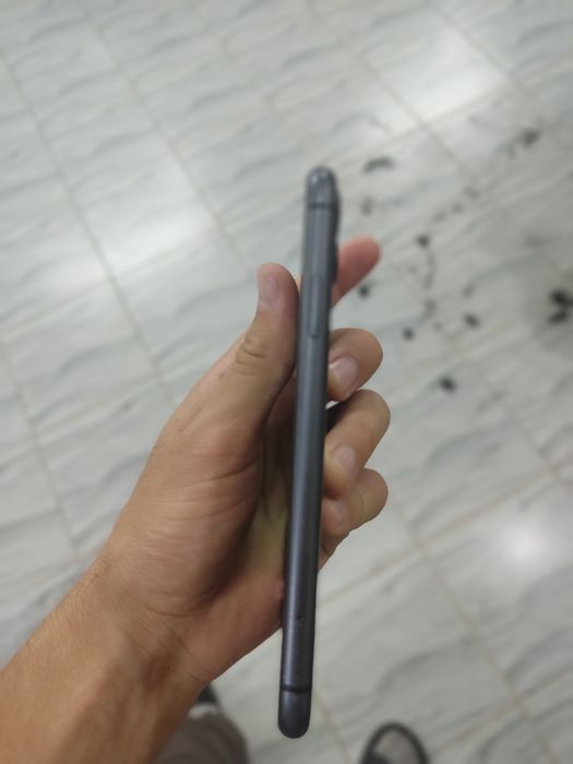 iPhone 11 kafolati bilan