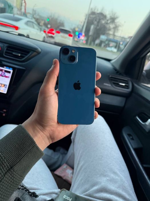 Айфон 13 в хорошем состоянии