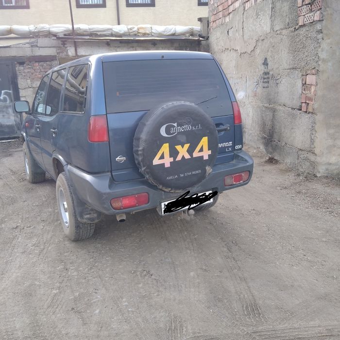 Ниссан теранно 2