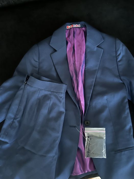 Костюм женский новый!