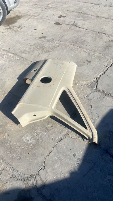 Задний правый крыло нексия