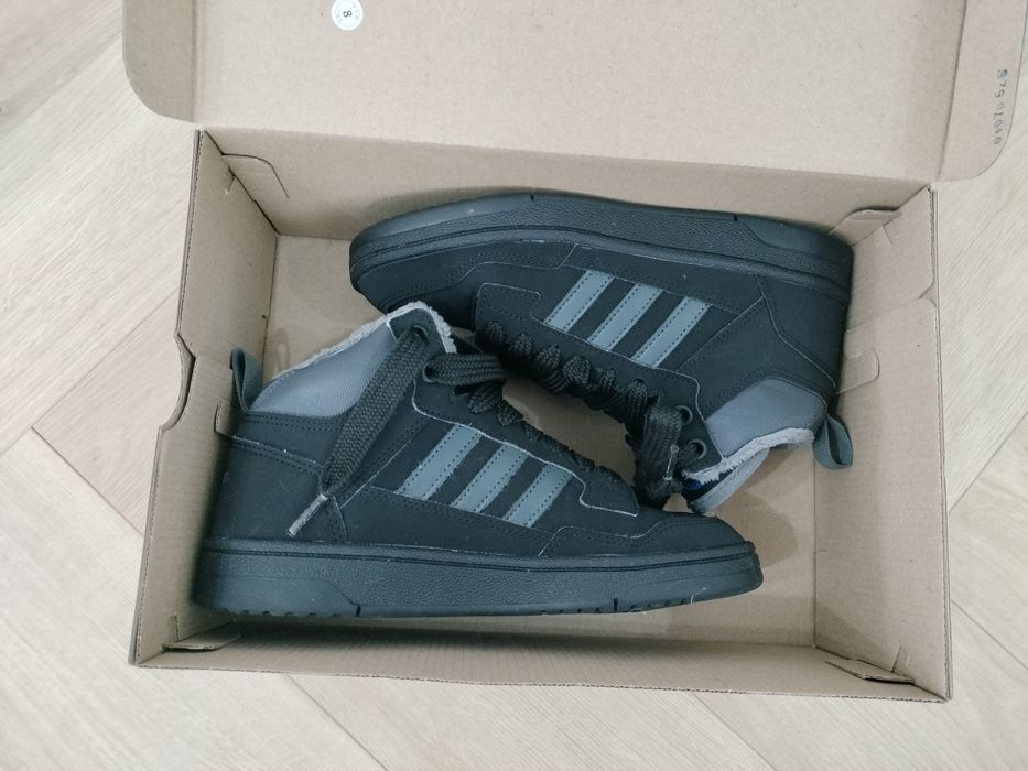 Ghete Adidas - mărime 35