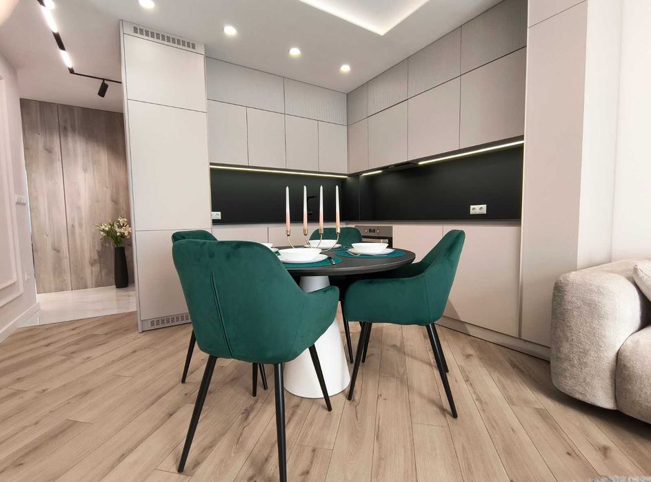 НОВ 3-стаен! Близо до Paradise и Южен Парк с Паркомясто