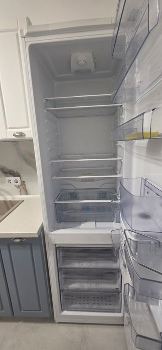 Frigider combina frigorifica BEKO in stare NOUA