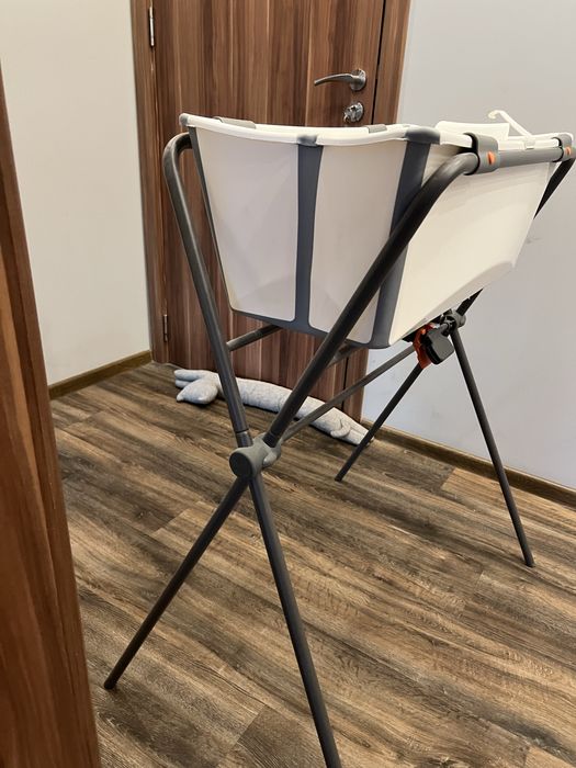 Сгъваема бебешка ваничка Stokke със стойка