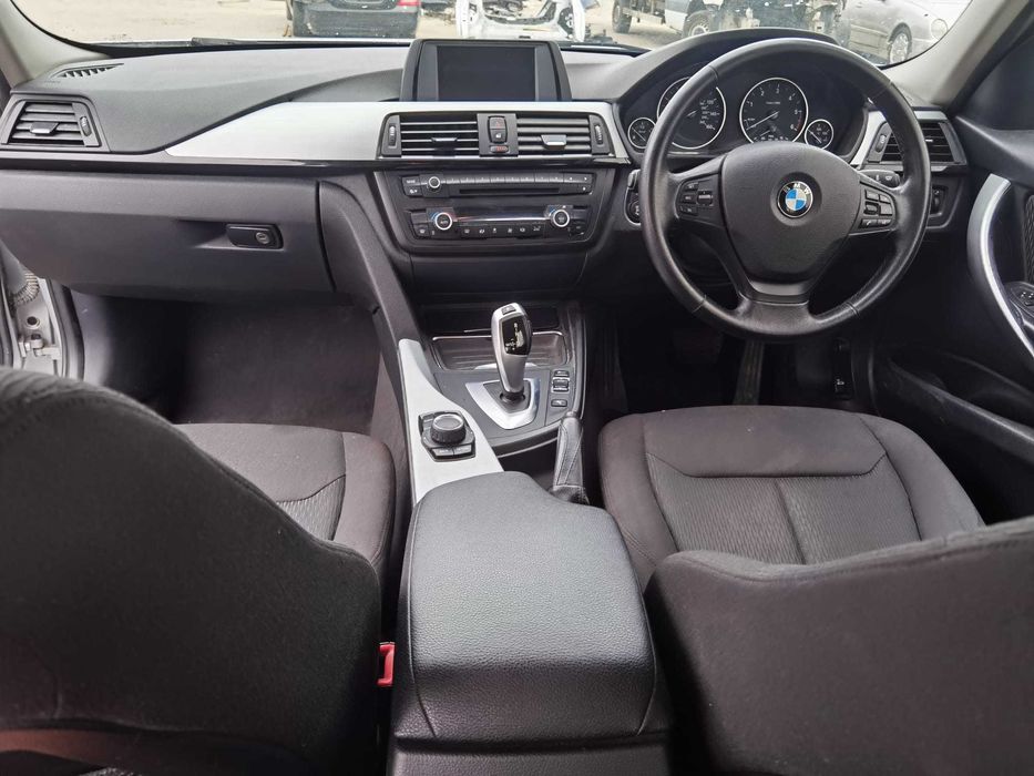 Dezmembrez bmw seria 3 f30/bmw 320 f30/baa fata f30/far xenon f30